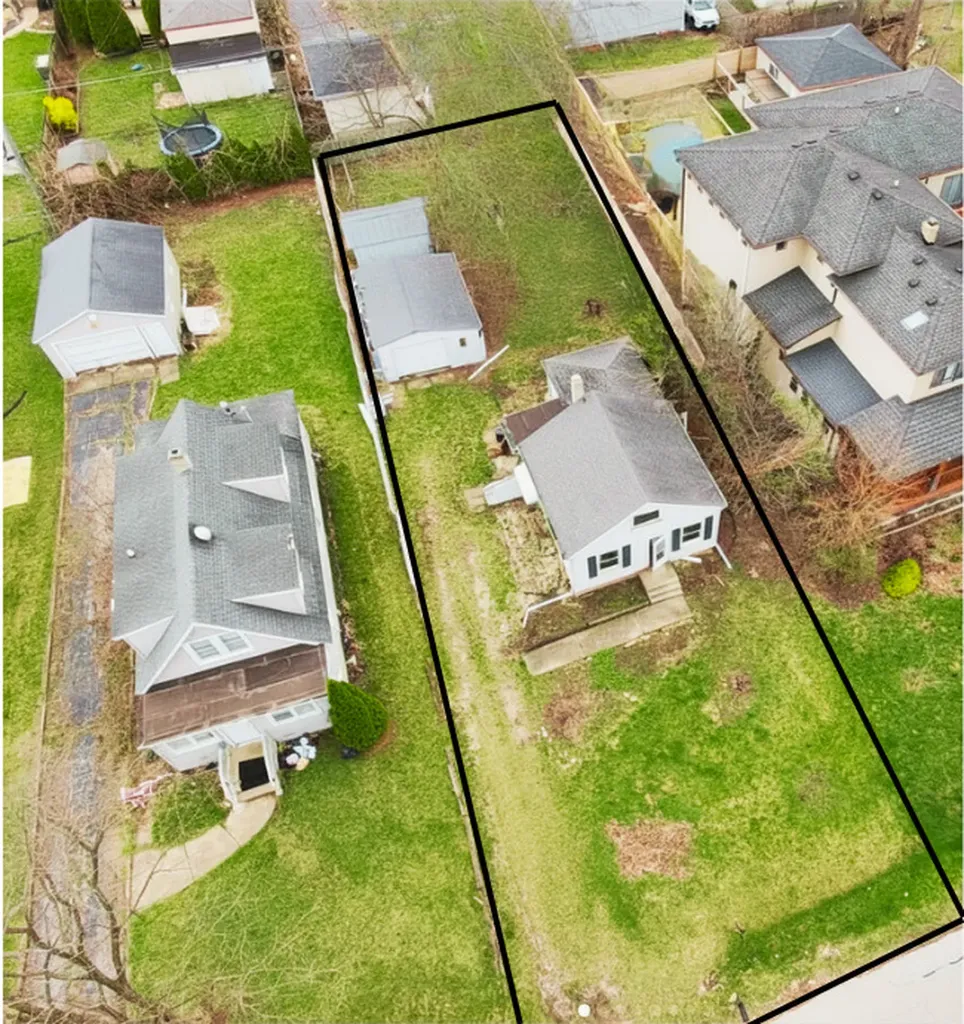 4106 North Adams Street Westmont IL 60559
