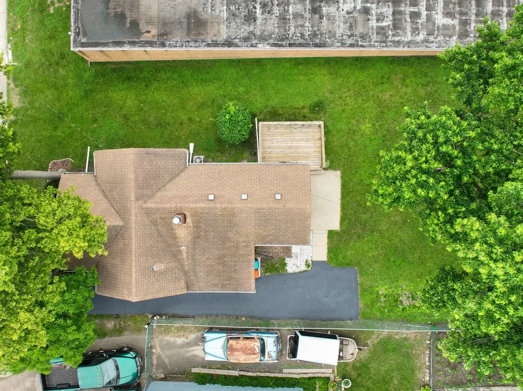 947 Mason Avenue Aurora IL 60506