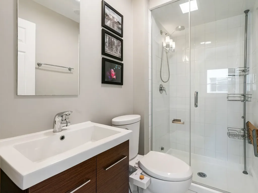 2740 North Wayne Avenue Chicago IL 60614