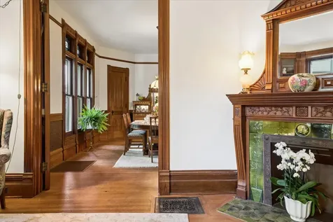 1220 Maple Avenue Evanston IL 60202