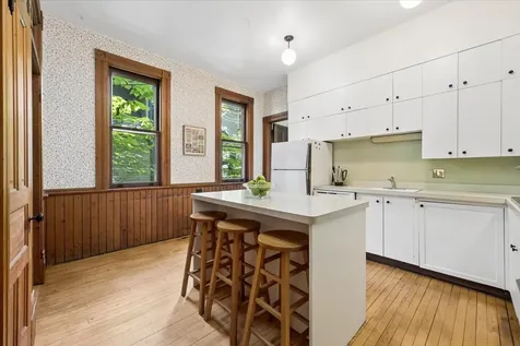 1220 Maple Avenue Evanston IL 60202