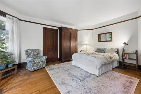 1220 Maple Avenue Evanston IL 60202