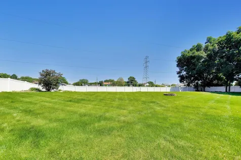 465 Spring Ridge Drive Crystal Lake IL 60012