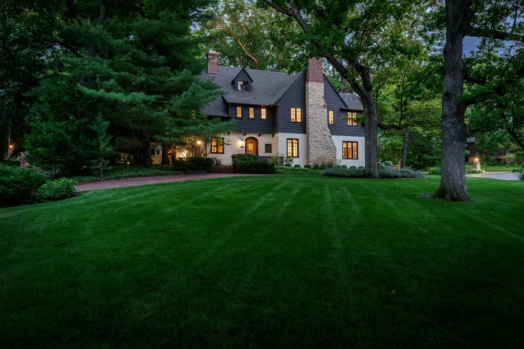 1347 Brown Hills Road Rockford IL 61107