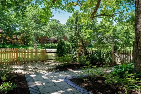 1347 Brown Hills Road Rockford IL 61107