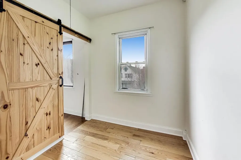 2434 West Cortland Street Chicago IL 60647