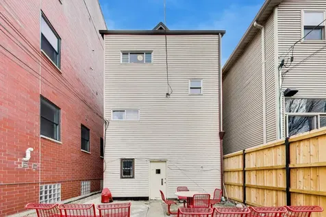 2434 West Cortland Street Chicago IL 60647