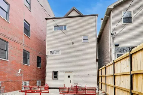 2434 West Cortland Street Chicago IL 60647