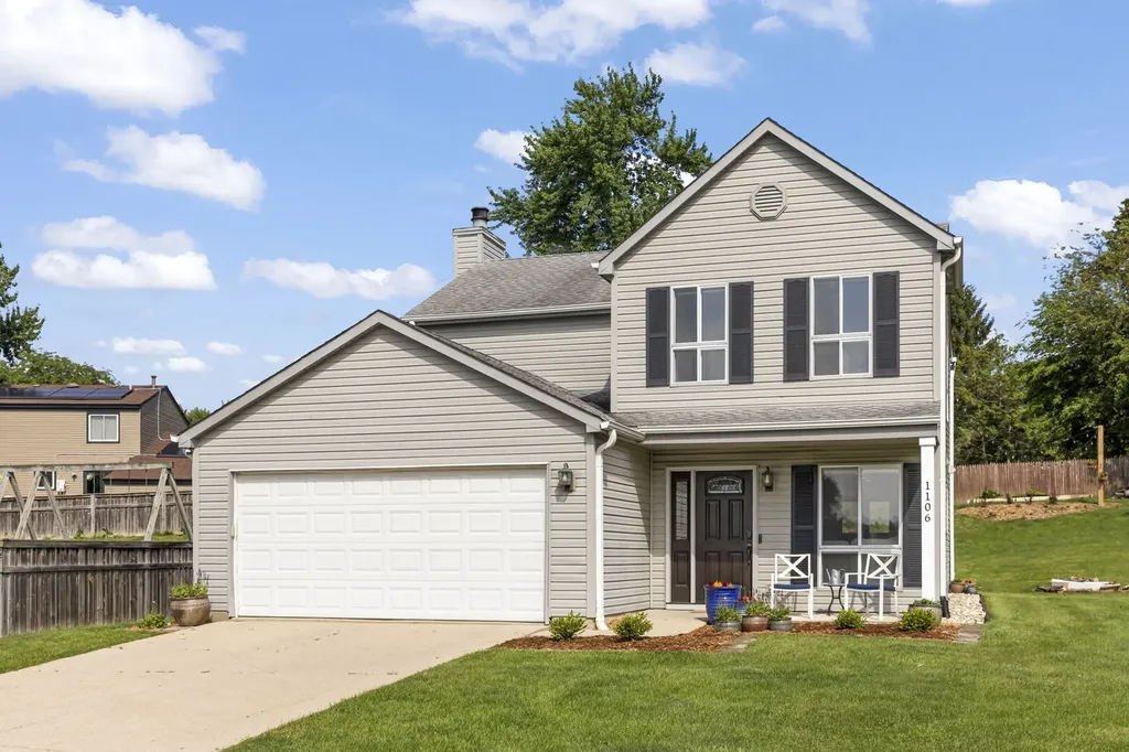 1106 Lightning Trail Carol Stream IL 60188