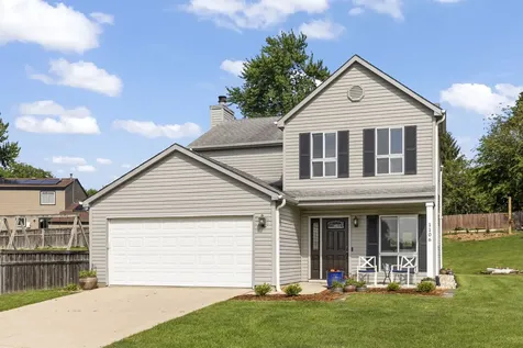 1106 Lightning Trail Carol Stream IL 60188