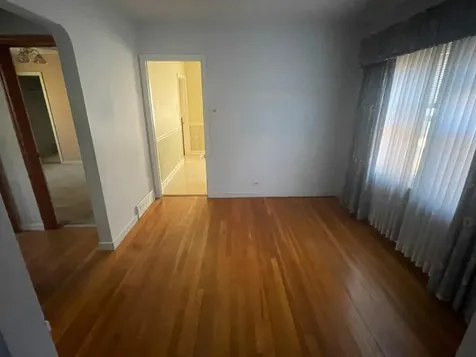 6153 South Melvina Avenue Chicago IL 60638