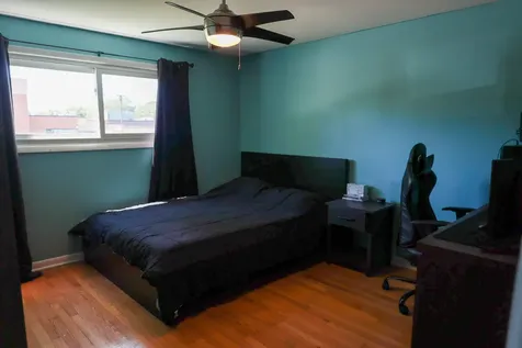 240 Brentwood Drive Des Plaines IL 60016