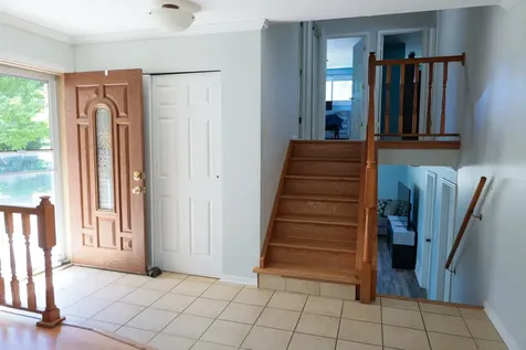 240 Brentwood Drive Des Plaines IL 60016