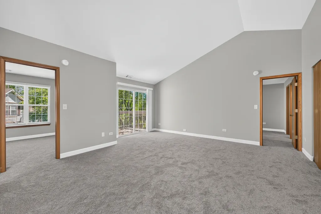 1960 Heron Avenue Schaumburg IL 60193