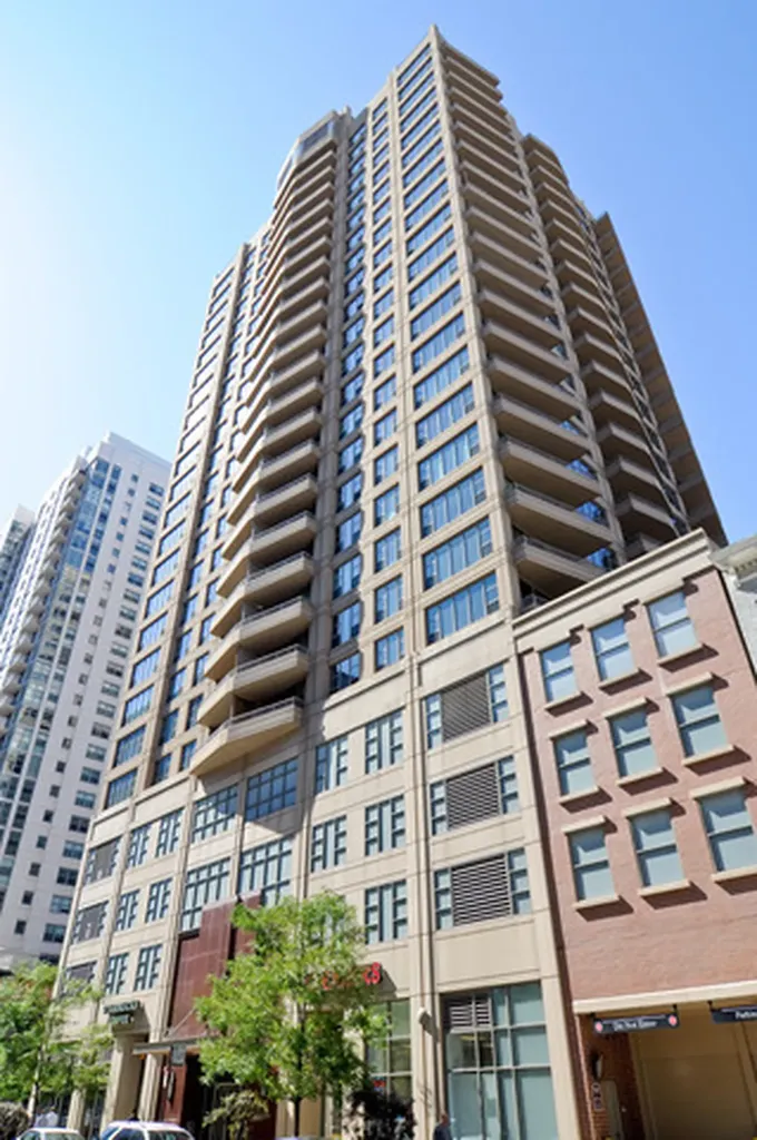 200 North Jefferson Street Chicago IL 60661