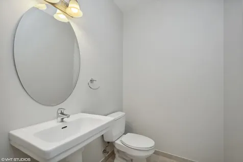 200 North Jefferson Street Chicago IL 60661
