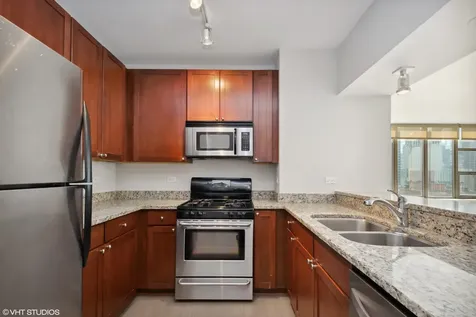 200 North Jefferson Street Chicago IL 60661