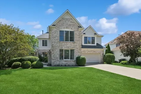 527 Mallard Point Circle North Aurora IL 60542