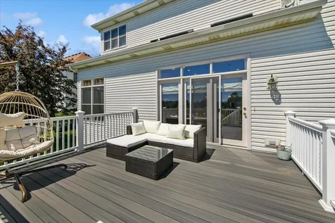 527 Mallard Point Circle North Aurora IL 60542