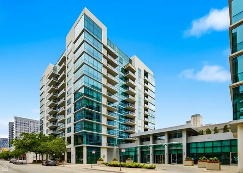 123 South Green Street Chicago IL 60607