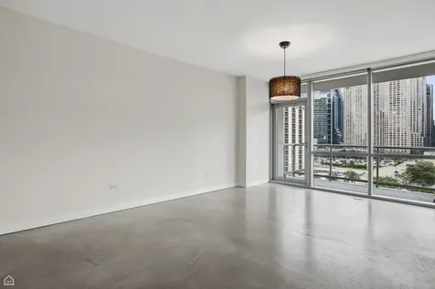 123 South Green Street Chicago IL 60607