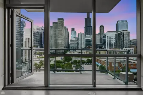 123 South Green Street Chicago IL 60607
