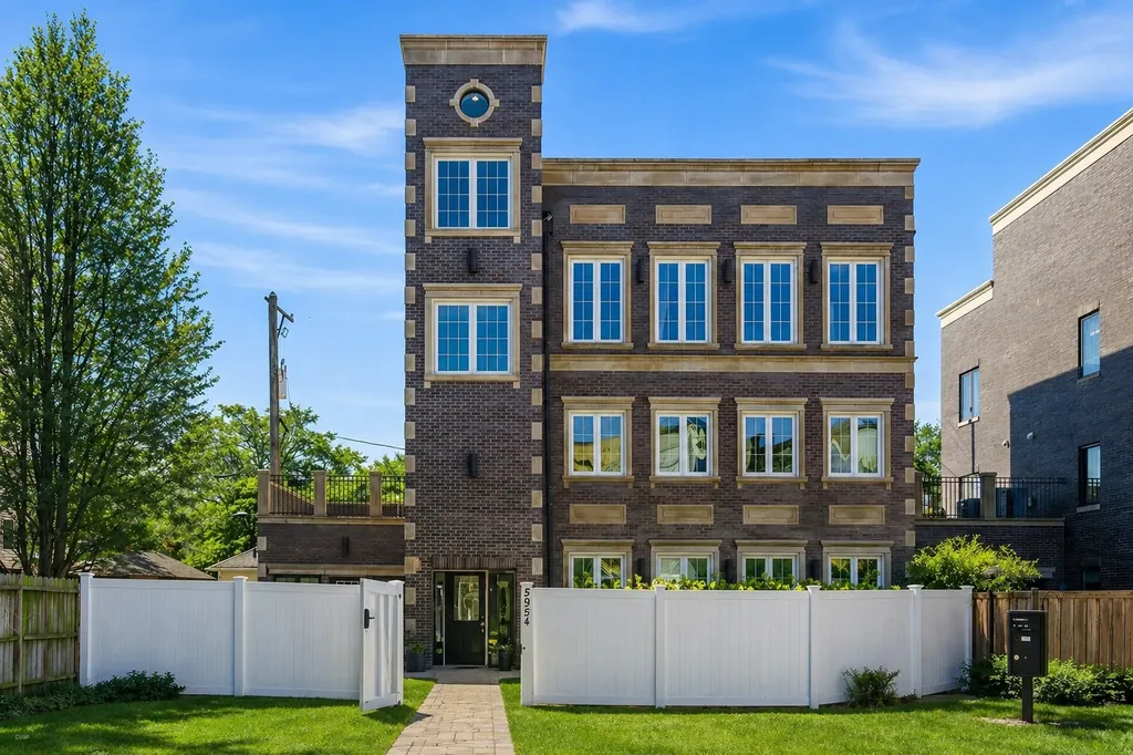 5954 North Paulina Street Chicago IL 60660