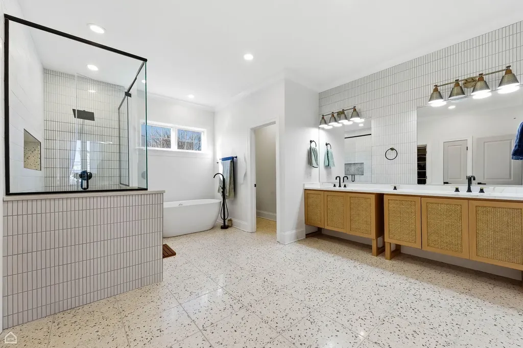 5954 North Paulina Street Chicago IL 60660