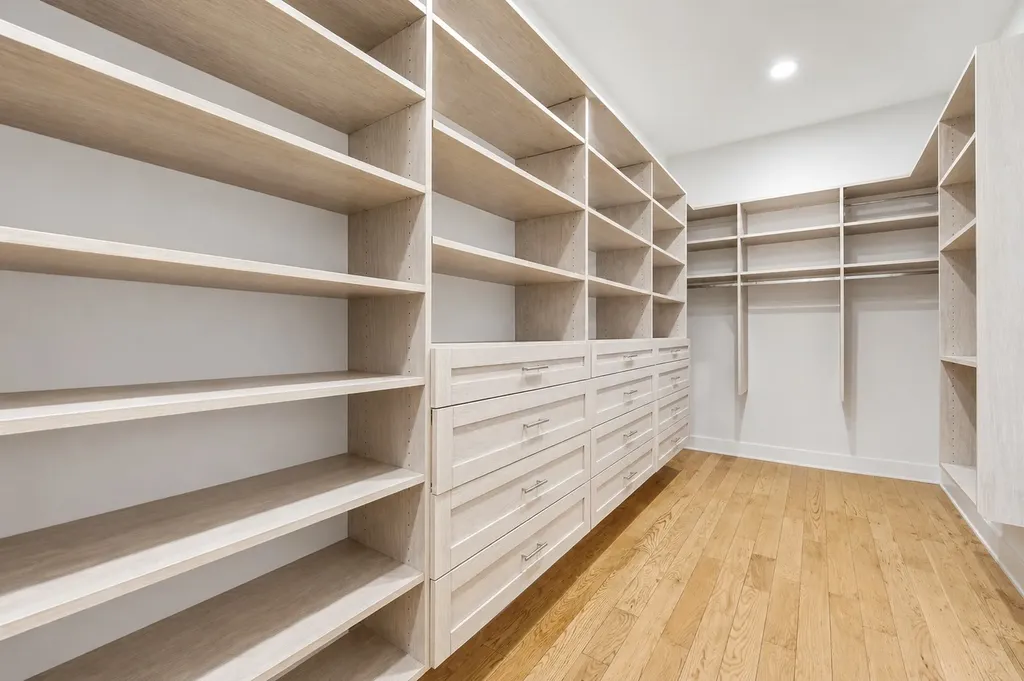 5954 North Paulina Street Chicago IL 60660