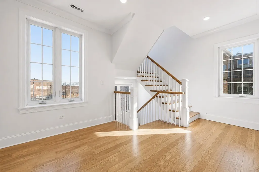5954 North Paulina Street Chicago IL 60660