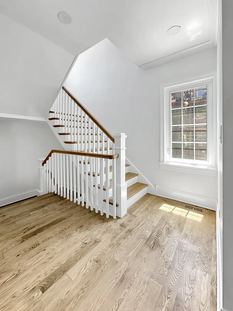 5954 North Paulina Street Chicago IL 60660