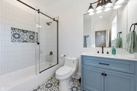 5954 North Paulina Street Chicago IL 60660
