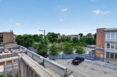 6629 South Ingleside Avenue Chicago IL 60637