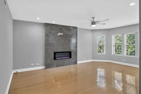 6629 South Ingleside Avenue Chicago IL 60637