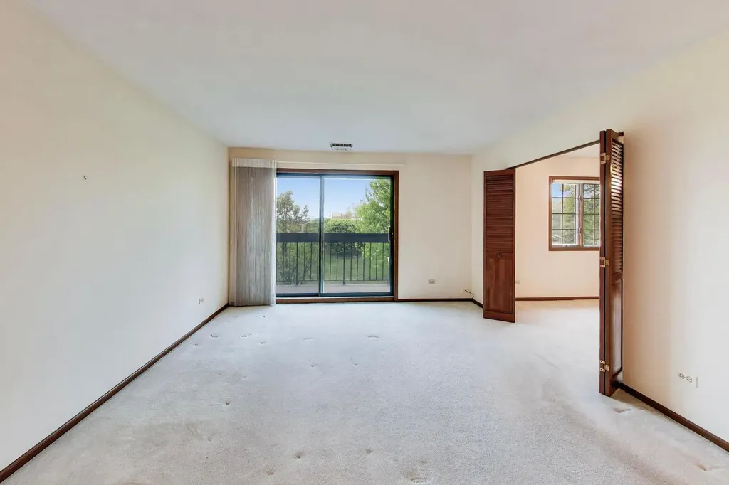 245 Windsor Lane Willowbrook IL 60527
