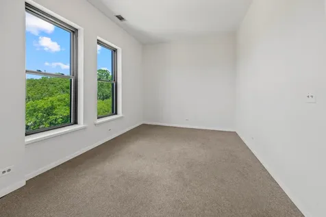 800 South Loomis Street Chicago IL 60607