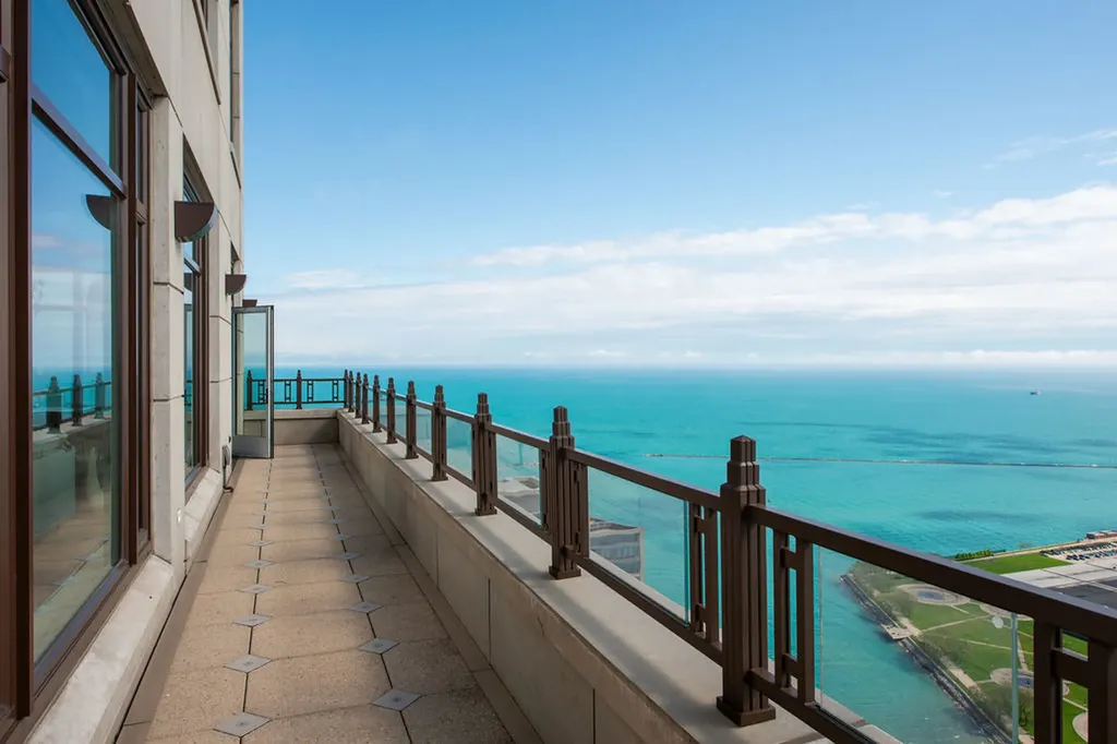 451 East Grand Avenue Chicago IL 60611
