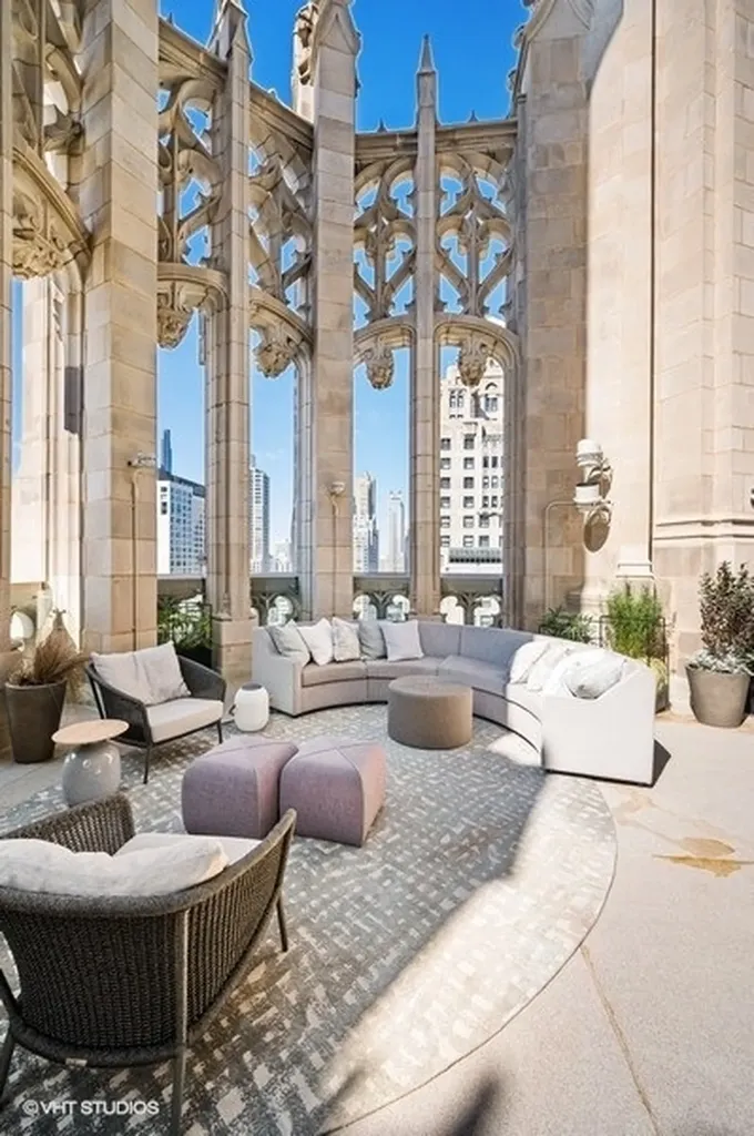 435 North Michigan Avenue Chicago IL 60611