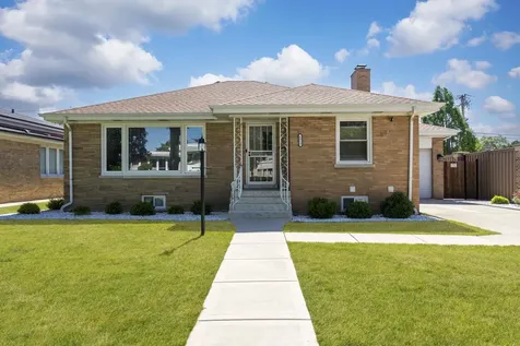 6819 North Keystone Avenue Lincolnwood IL 60712