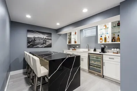 6819 North Keystone Avenue Lincolnwood IL 60712