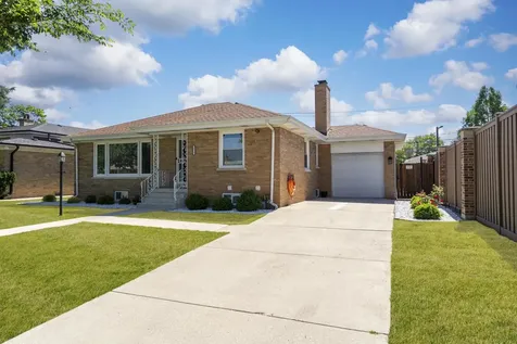 6819 North Keystone Avenue Lincolnwood IL 60712