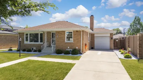 6819 North Keystone Avenue Lincolnwood IL 60712
