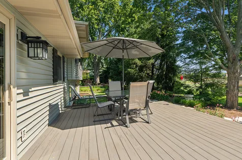 66 Feece Drive Batavia IL 60510