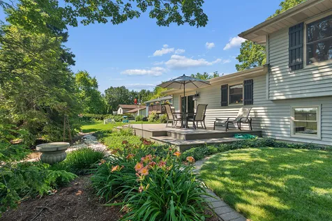 66 Feece Drive Batavia IL 60510