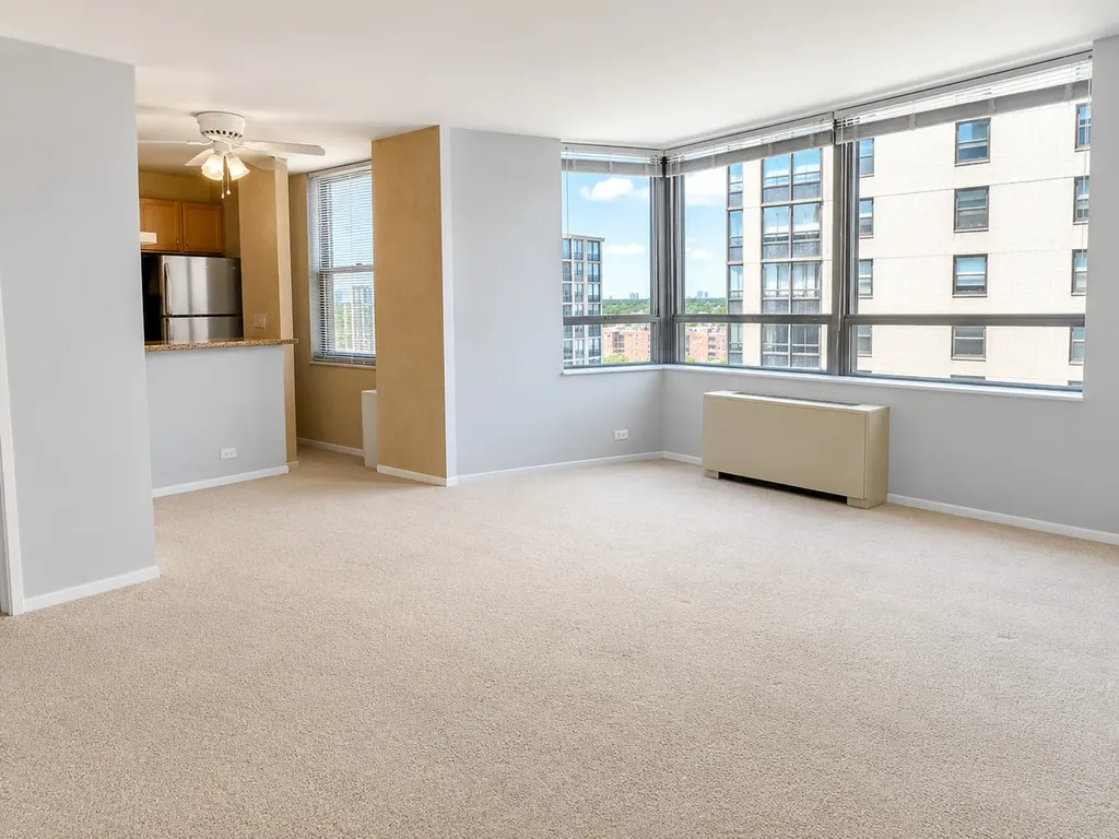 5701 North Sheridan Road Chicago IL 60660