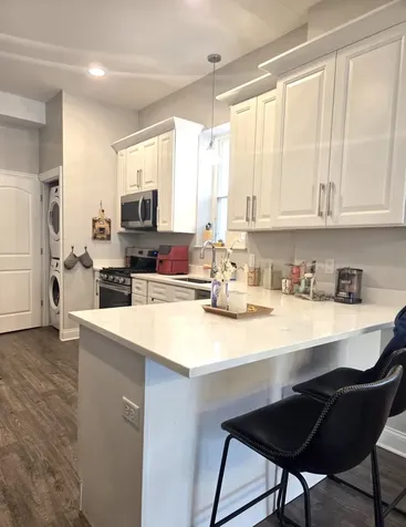 2726 West Haddon Avenue Chicago IL 60622