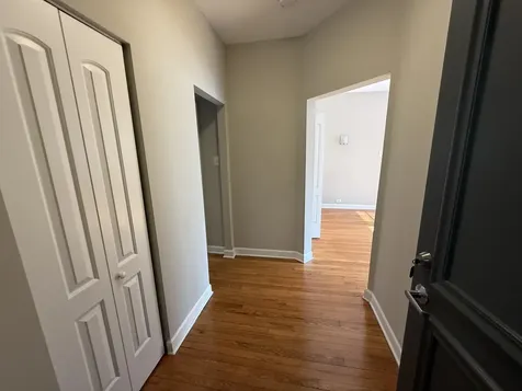 836 East 53rd Street Chicago IL 60615