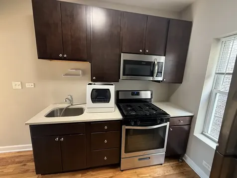 836 East 53rd Street Chicago IL 60615