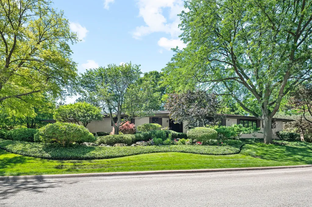 620 Orchard Lane Glencoe IL 60022