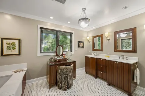 620 Orchard Lane Glencoe IL 60022